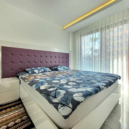 Elite Marine - Cleopatra, Center Daire Alanya